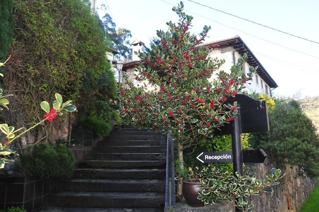 Penzion Casa Rural Llugaron I Miravalles Exteriér fotografie