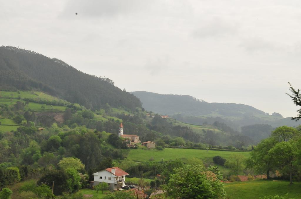 Penzion Casa Rural Llugaron I Miravalles Exteriér fotografie